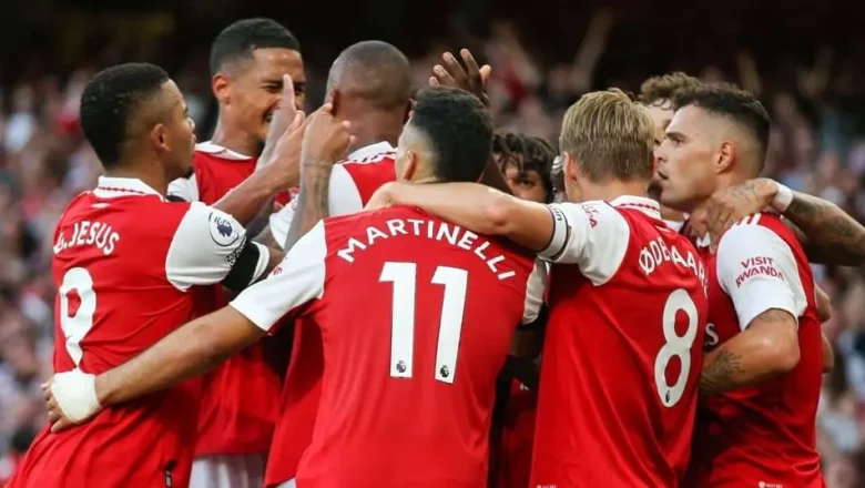 Pesta Gol 6-0, Arsenal Rayakan Kemenangan Lawan Lens